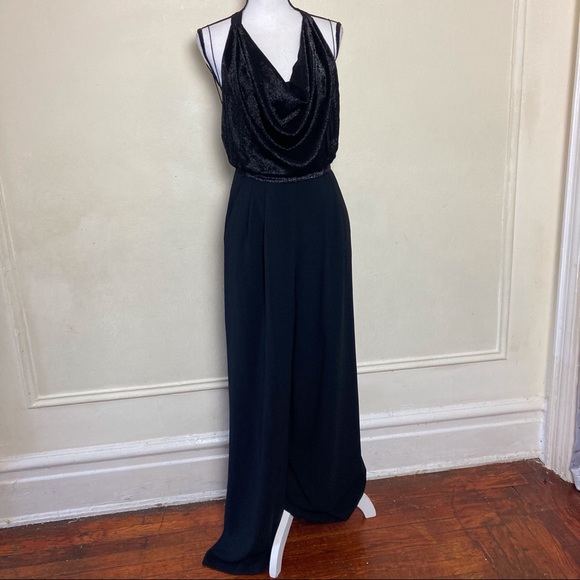 Alice + Olivia cowl neck metallic accent halter jumpsuit sz 8. - Picture 2 of 9
